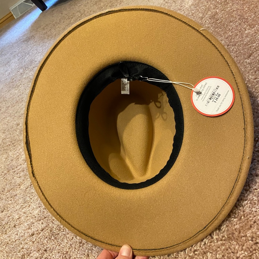Fall hat - Picture 4 of 5